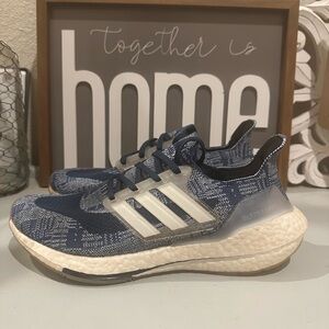 Adidas Ultra Boost 21 Running Shoe, Crew Blue/White/Crew Nazy, sz 8.5 men’s